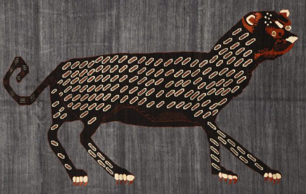 Leopard Carpet Main Motif Detail Photo