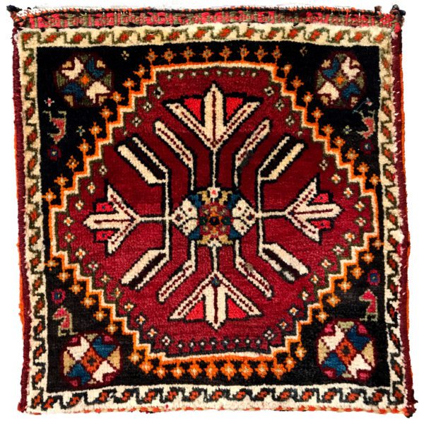 A Brief History –Ghashghai Tribal Carpets - Orley Shabahang