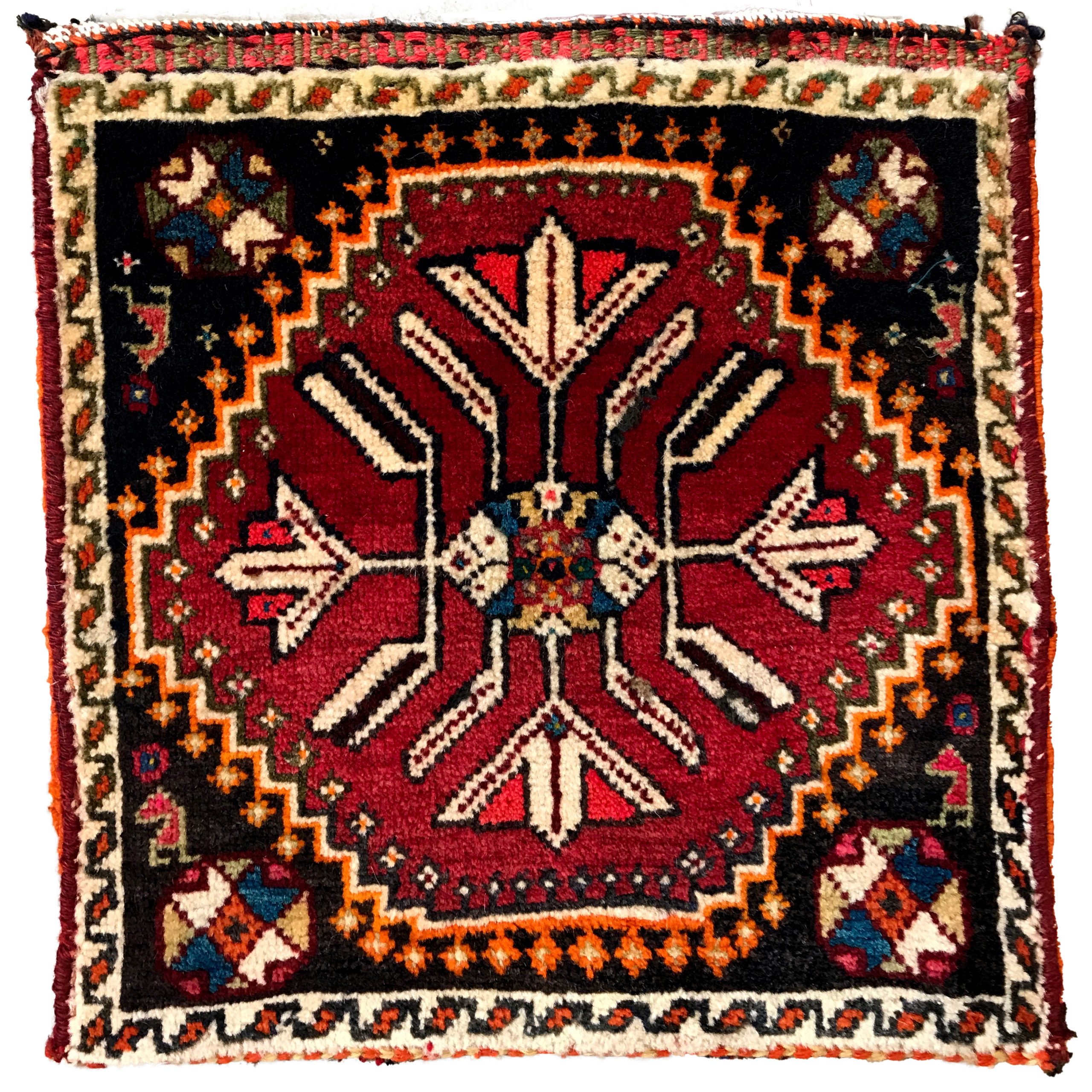 A Brief History –Ghashghai Tribal Carpets - Orley Shabahang