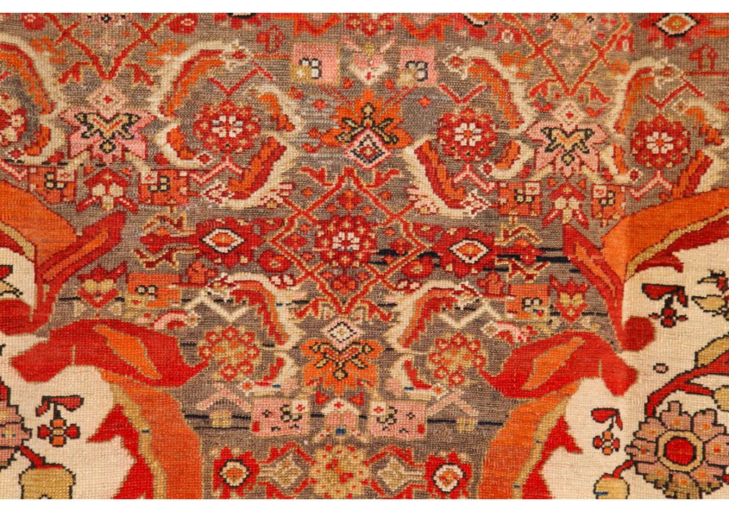 Antique Farahan Carpet - interior detail photo 2